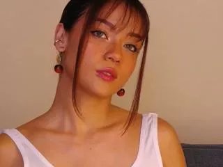 Offline lucia_saanvi on Flirt4Free