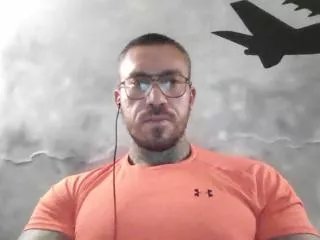 Offline lucias_crawford on Flirt4Free