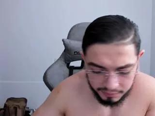 luigi_white on Flirt4Free 
