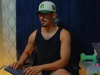 Offline lukee_taylor on Flirt4Free