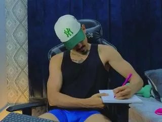 Offline lukee_taylor on Flirt4Free