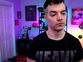 Offline max_hughes on Flirt4Free