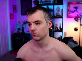 Offline max_hughes on Flirt4Free