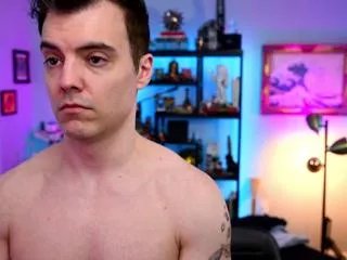 Offline max_hughes on Flirt4Free