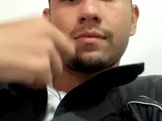 Offline michaell_spinelly on Flirt4Free