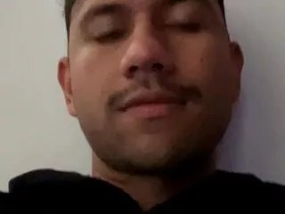 Offline michaell_spinelly on Flirt4Free