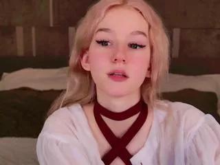 naomi_loys on Flirt4Free 