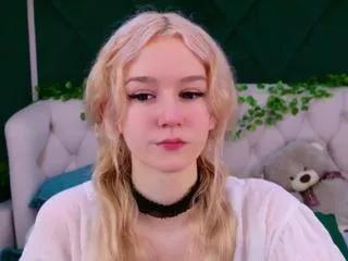 naomi_loys on Flirt4Free 