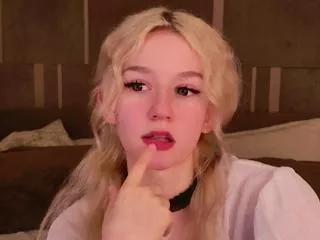 naomi_loys on Flirt4Free 