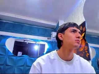 Offline nathan_maxime on Flirt4Free