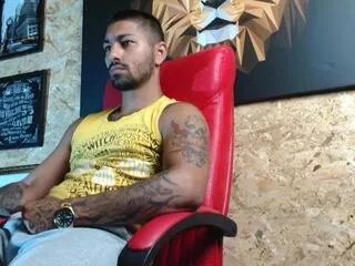 Offline nigel_boyd on Flirt4Free
