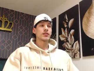 noah_brigth on Flirt4Free 