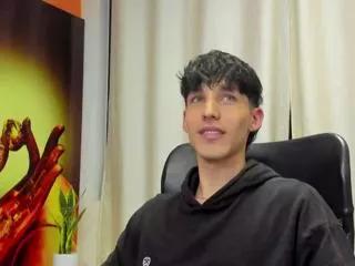 noah_brigth on Flirt4Free 