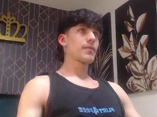 noah_brigth on Flirt4Free 