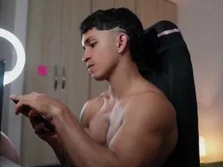 noahh_jacob on Flirt4Free 