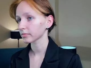 Offline ora_bluitt on Flirt4Free