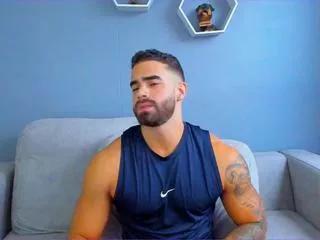 paul_phoenix on Flirt4Free 