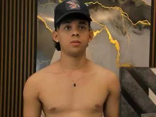 perry_kelvin on Flirt4Free 