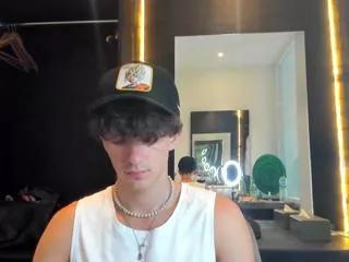 pierce_bailey on Flirt4Free 