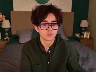 Offline robert_stonks on Flirt4Free