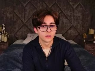 Offline robert_stonks on Flirt4Free