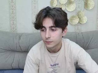 Offline robert_stonks on Flirt4Free