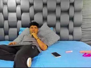 roxanne_tobias on Flirt4Free 