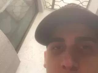 ryan_levi on Flirt4Free 