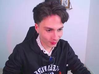 ryan_rousse on Flirt4Free 