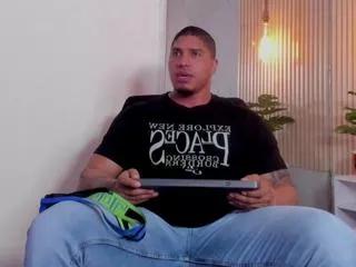 simeone_pannda on Flirt4Free 
