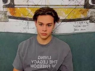 spencer_roth on Flirt4Free 