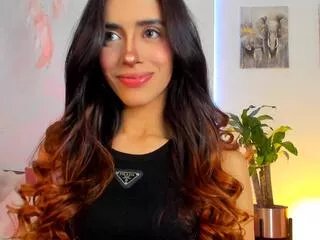 Freechat stormi_russo on Flirt4Free