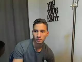 thin_tommy on Flirt4Free 