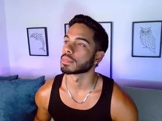 Freechat thomas_spellman on Flirt4Free