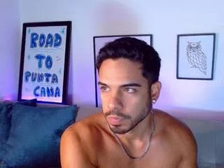 Freechat thomas_spellman on Flirt4Free