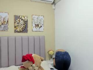 triana_bloom on Flirt4Free 