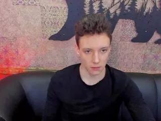 tyler_hens on Flirt4Free 