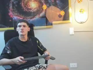 valentino_cerati on Flirt4Free 