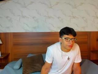 victor_clark on Flirt4Free 