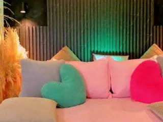 victoria_lois on Flirt4Free 