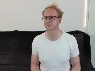 xavii_day on Flirt4Free 