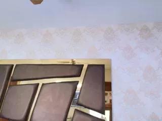 zoe_rouxx on Flirt4Free 