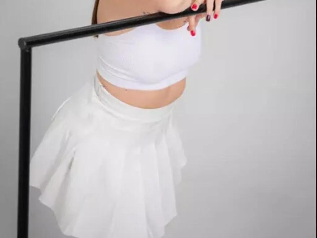 AmmyRouge on LiveJasmin 