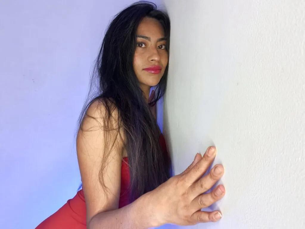 EmilyMitcheel on LiveJasmin