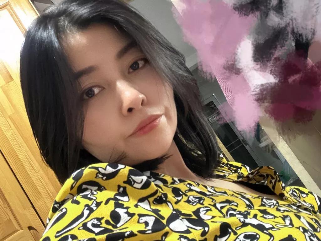LinaZhang on LiveJasmin 