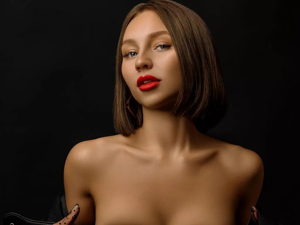 MoIIyMoore on LiveJasmin