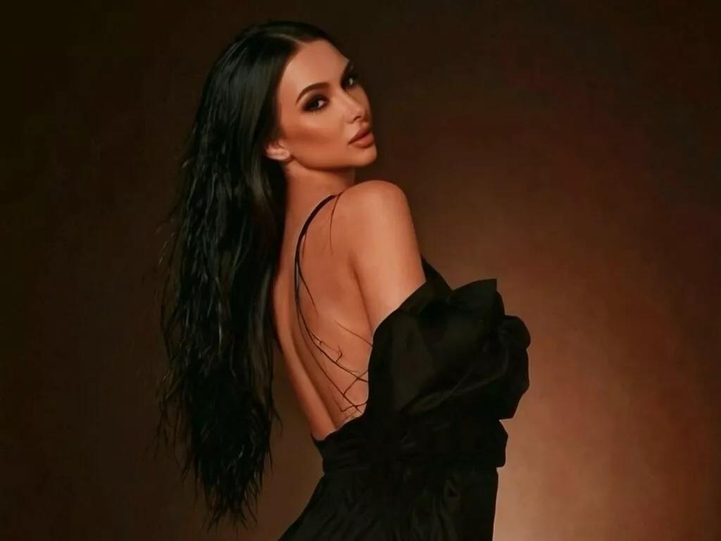 Raisa on LiveJasmin 