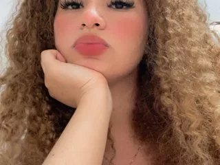 Offline AnyraBrown on Streamate