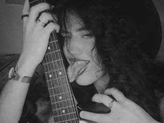 Offline AyileenXx on Streamate