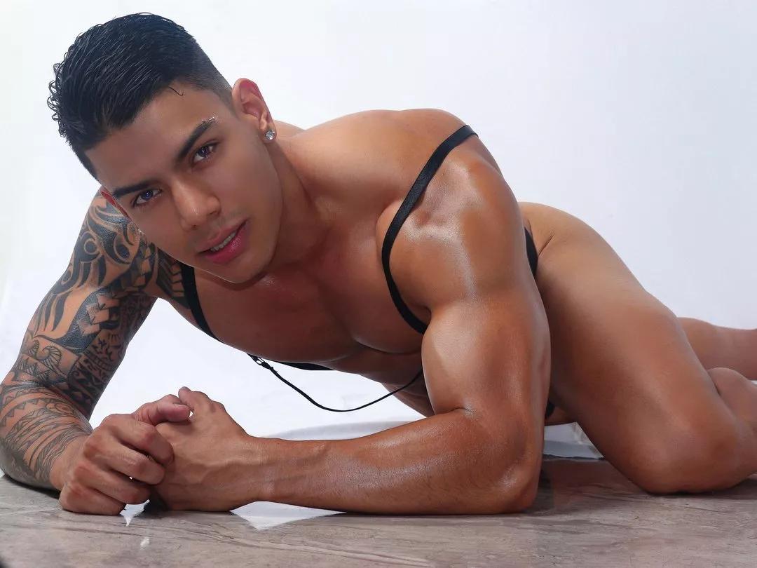 Brayaanfit2020 on Streamate 